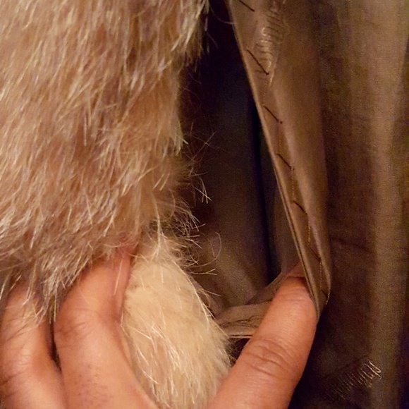 Vintage Antonovich Furs Crystal Fox Coat - Picture 4 of 4